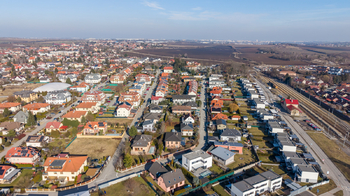 Prodej bytu 3+kk v osobním vlastnictví 1350 m², Rudná