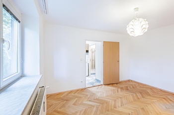 Prodej bytu 1+1 v osobním vlastnictví 1620 m², Kladno