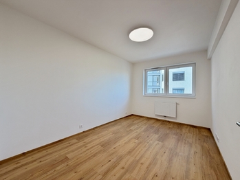 1. pokoj - Pronájem bytu 3+kk v osobním vlastnictví 87 m², České Budějovice