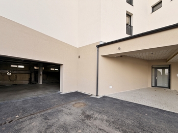 lift parking - Pronájem bytu 3+kk v osobním vlastnictví 87 m², České Budějovice
