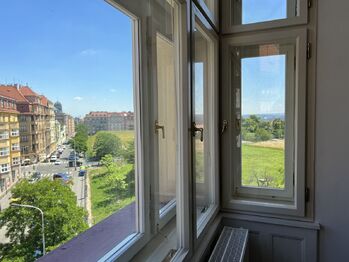 Pronájem bytu 2+kk v osobním vlastnictví 52 m², Praha 3 - Vinohrady