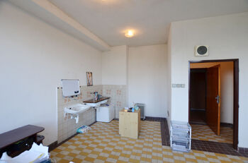Kancelář 321 - Pronájem skladovacích prostor, Slapy