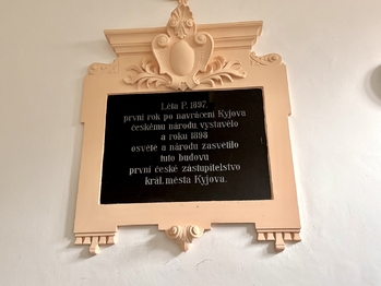 Prodej nájemního domu 2396 m², Kyjov