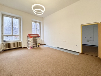 Prodej nájemního domu 2396 m², Kyjov
