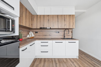 Prodej bytu 1+1 v osobním vlastnictví 41 m², Hradec Králové