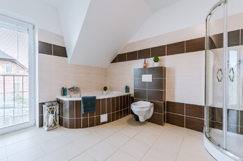 Pronájem domu 123 m², Bašť