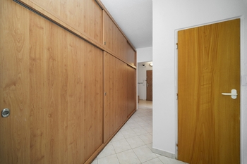 Chodba  - Prodej bytu 3+1 v osobním vlastnictví 79 m², Brno