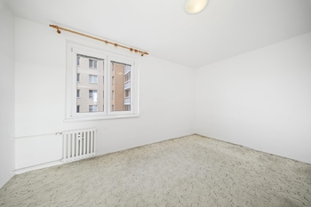Pokoj - Prodej bytu 3+1 v osobním vlastnictví 79 m², Brno
