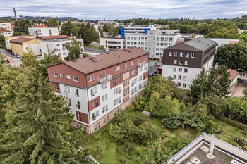 Budova. - Pronájem bytu 2+kk v osobním vlastnictví 43 m², Pelhřimov