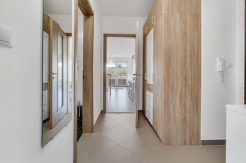 Prodej bytu 2+kk v osobním vlastnictví 51 m², Praha 10 - Horní Měcholupy