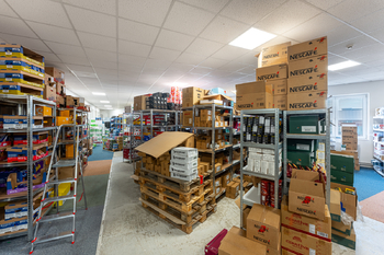 Pronájem obchodních prostor 1100 m², Průhonice