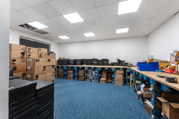 Pronájem obchodních prostor 1100 m², Průhonice