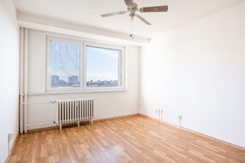 Pronájem bytu 1+kk v osobním vlastnictví 23 m², Praha 8 - Kobylisy