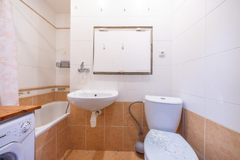 Pronájem bytu 1+kk v osobním vlastnictví 23 m², Praha 8 - Kobylisy