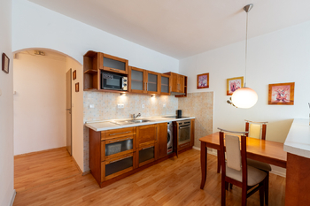 kuchyň s jídelním koutem - Pronájem bytu 2+kk v osobním vlastnictví 50 m², Vsetín 
