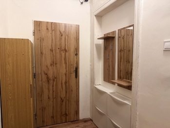 v 3. NP - Prodej bytu 4+1 v osobním vlastnictví 104 m², Karlovy Vary