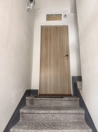 vstup do bytu v 3. NP - Prodej bytu 4+1 v osobním vlastnictví 104 m², Karlovy Vary