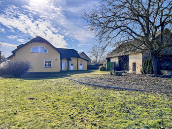 Prodej rodinného domu 6+1 se zahradou, Příchovice, Kucíny, Přeštice, Plzeň - Prodej domu 238 m², Příchovice