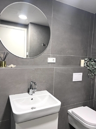 Pronájem bytu 1+kk v osobním vlastnictví 39 m², Praha 8 - Karlín