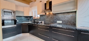 Kuchyně - Prodej domu 137 m², Jedovnice