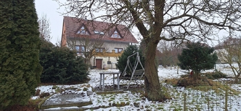 Pohled na dům ze zahrady - Prodej domu 137 m², Jedovnice