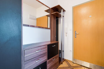 Pronájem bytu 4+kk v osobním vlastnictví 103 m², Zastávka