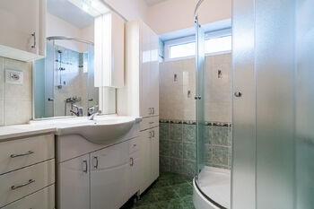 Pronájem bytu 4+kk v osobním vlastnictví 103 m², Zastávka