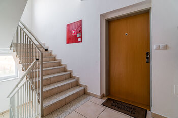 Pronájem bytu 4+kk v osobním vlastnictví 103 m², Zastávka