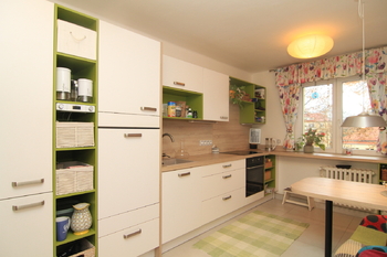 Prodej bytu 2+1 v osobním vlastnictví 76 m², Ostrov