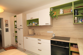 Prodej bytu 2+1 v osobním vlastnictví 76 m², Ostrov