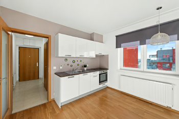 Pronájem bytu 1+kk v osobním vlastnictví 35 m², Praha 5 - Řeporyje
