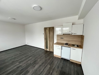 Pronájem bytu 1+kk v osobním vlastnictví 27 m², Zlín