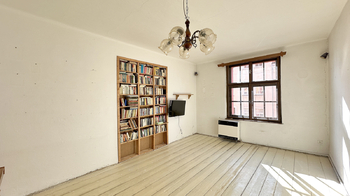 Obývací pokoj - Prodej bytu 2+1 v osobním vlastnictví 83 m², Kladno