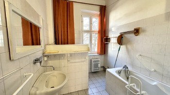 Koupelna - Prodej bytu 2+1 v osobním vlastnictví 83 m², Kladno