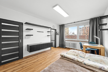Prodej bytu 1+1 v osobním vlastnictví 30 m², Praha 4 - Chodov
