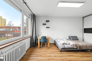 Prodej bytu 1+1 v osobním vlastnictví 30 m², Praha 4 - Chodov