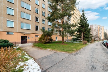 Prodej bytu 1+1 v osobním vlastnictví 30 m², Praha 4 - Chodov