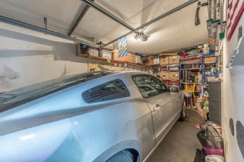 Garáž - Prodej domu 160 m², Praha 9 - Hloubětín