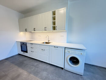 Pronájem bytu 2+1 v osobním vlastnictví 67 m², Praha 4 - Podolí