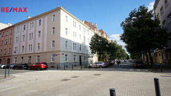 Pronájem bytu 3+kk v osobním vlastnictví 71 m², Praha 7 - Holešovice