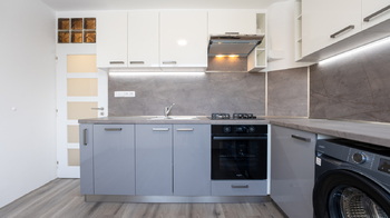 Pronájem bytu 4+1 v družstevním vlastnictví 94 m², Brno