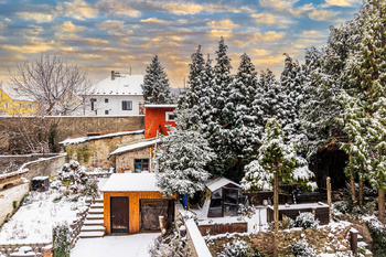 Pohled z okna kuchyně - Prodej domu 234 m², Krupka