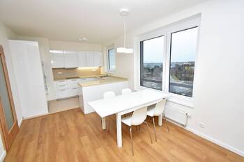Pronájem bytu 3+kk v osobním vlastnictví 87 m², Praha 9 - Střížkov