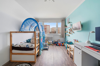 Prodej bytu 4+1 v osobním vlastnictví 75 m², Hradec Králové