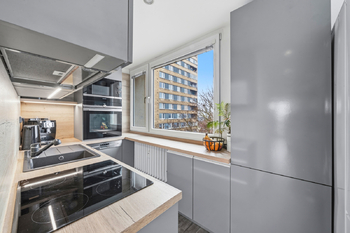 Prodej bytu 4+1 v osobním vlastnictví 75 m², Hradec Králové