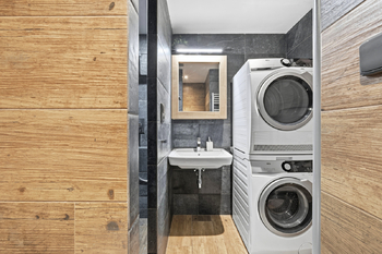 Prodej bytu 4+1 v osobním vlastnictví 75 m², Hradec Králové