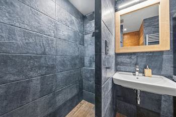 Prodej bytu 4+1 v osobním vlastnictví 75 m², Hradec Králové