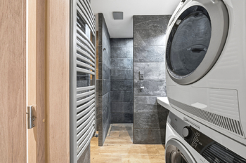 Prodej bytu 4+1 v osobním vlastnictví 75 m², Hradec Králové