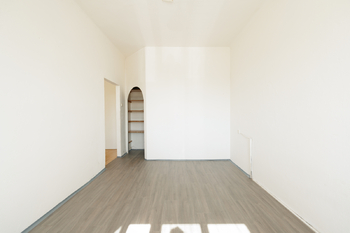 Ložnice se šatnou - Prodej bytu 3+1 v osobním vlastnictví 63 m², Čáslav