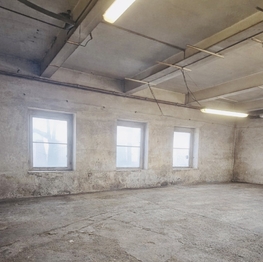 Pronájem výrobních prostor 250 m², Praha 9 - Horní Počernice